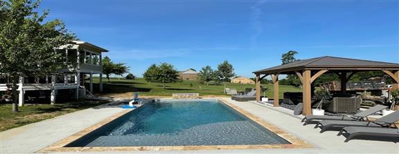 San Juan fiberglass pool